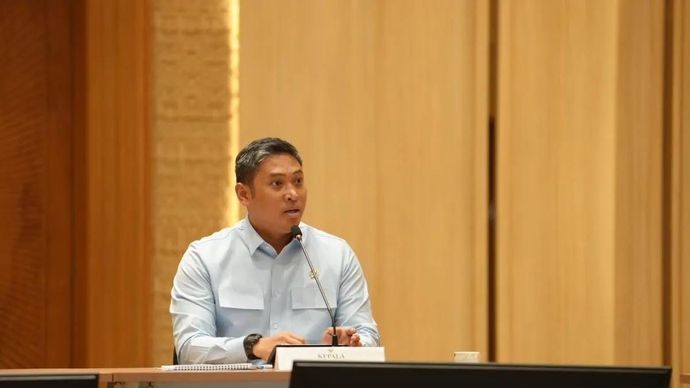 Kepala BGN Sudaryono dalam diskusi bersama Menteri Kesehatan Budi Gunadi Sadikin dan jajaran ahli gizi di Jakarta
