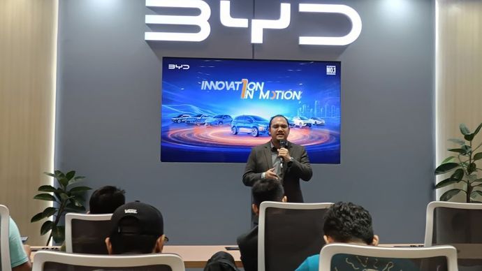 PT BYD Motor Indonesia memperkenalkan Dual Mode (DM) Technology dalam ajang GIIAS 2026 melalui forum Media Tech Auto Talk.&nbsp;(Foto: Adiantoro/NTV) 