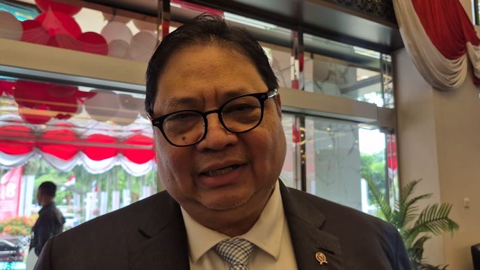 Menteri Koordinator Bidang Perekonomian Airlangga Hartarto menilai pertumbuhan ekonomi Indonesia masih berada di atas rata-rata pertumbuhan ekonomi global yang diperkirakan berada di kisaran 3 persen.