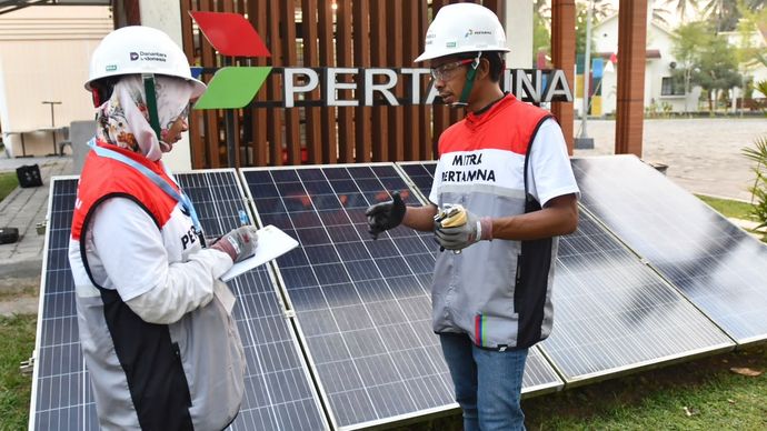 Peserta mengikuti kegiatan ujian Praktik saat kegiatan Sertifikasi Lokal Hero Program Desa Energi  Berdikari Pertamina yang diselenggarakan di Balkondes Wringin Putih, Borobudur, Magelang, Jawa Tengah pada Kamis (6/8/2026)