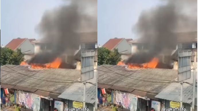 Kebakaran melanda rumah penduduk di Jembatan 2, Penjaringan Jakarta Utara pada Senin 10/08/2026. Saat ini sudah dalam penanganan petugas damkar