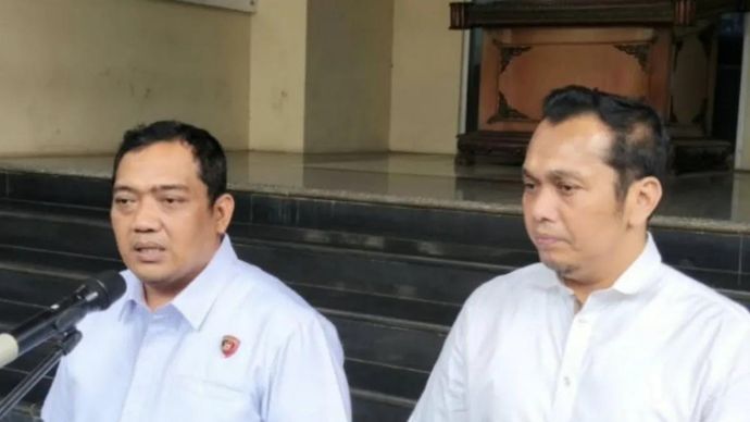 Direktur Reserse Kriminal Umum Polda Metro Jaya Kombes Pol Iman Imanuddin didampingi Kasubdit Jatanras Ditreskrimum Polda Metro Jaya AKBP Abdul Rahim di Jakarta
