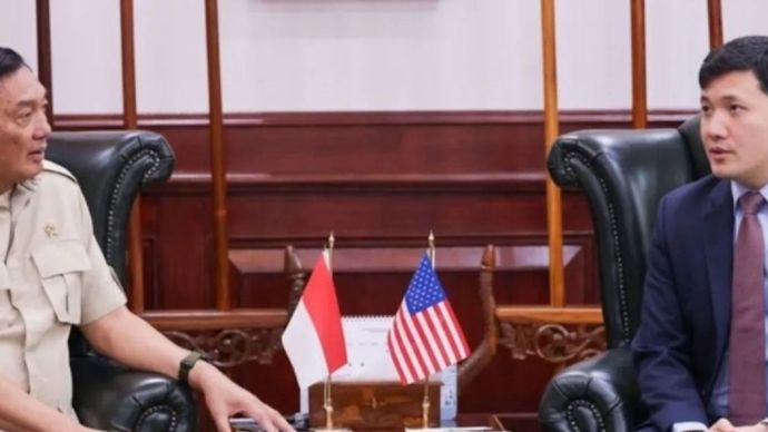 Menteri Pertahanan Sjafrie Sjamsoeddin bertemu Duta Besar Amerika Serikat untuk ASEAN, H.E. Kevin Kim di kantor Kemhan, Jakarta Pusat