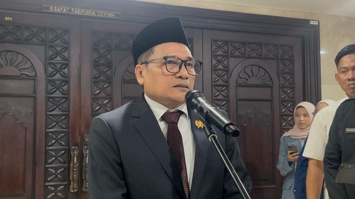 Ketua DPRD Provinsi DKI Jakarta Suhud Alynudin