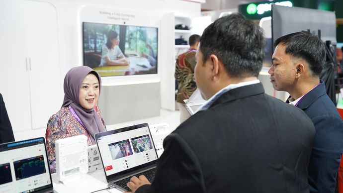 Telkom Solution menampilkan berbagai solusi digital dalam ajang Digital Transformation Indonesia Conference &amp; Expo (DTI-CX) 2026 di Jakarta, 5&ndash;6 Agustus 2026. Salah satu solusi yang diperkenalkan adalah Connectivity+ untuk mendukung kebutuhan konektivitas dan transformasi digital di berbagai sektor.