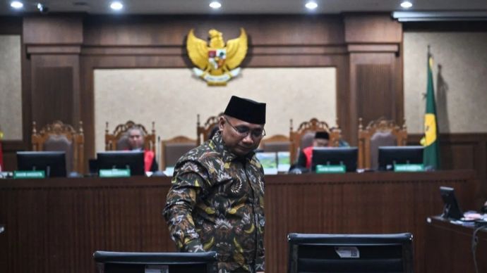 Terdakwa kasus dugaan korupsi kuota haji Yaqut Cholil Qoumas bersiap untuk menjalani sidang pembacaan dakwaan di Pengadilan Tipikor, Jakarta, Selasa, 11 Agustus 2026. Mantan Menteri Agama periode 2020-2024 tersebut menjalani sidang perdana dalam kasus dugaan korupsi kuota haji yang diduga merugikan negara sekitar Rp622 miliar.
