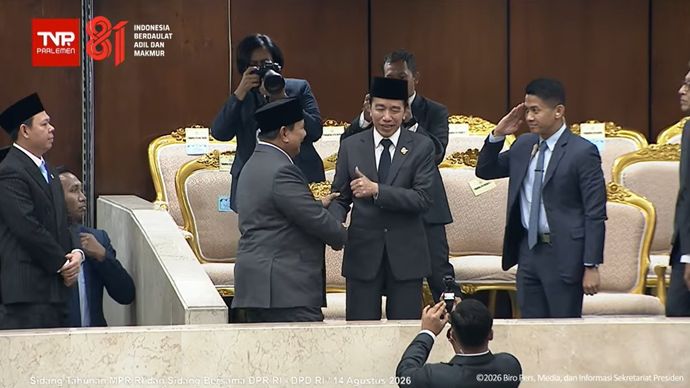 Presiden Prabowo Subianto dan Presiden ke-7 Joko Widodo usai pidato kenegaraan di DPD, DPR, MPR RI, Jumat, 14 Agustus 2026. 
