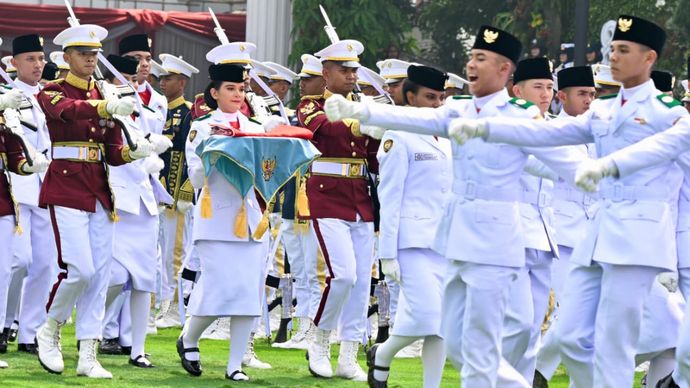Suasana Istana Jakarta, pada peringatan Hari Ulang Tahun (HUT) ke-81 Kemerdekaan Republik Indonesia menjadi pengalaman yang tak terlupakan bagi para generasi muda yang mendapat kesempatan tampil di hadapan Presiden Prabowo Subianto