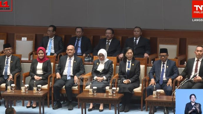 Calon hakim yang disetujui DPR RI dalam rapat paripurna. 