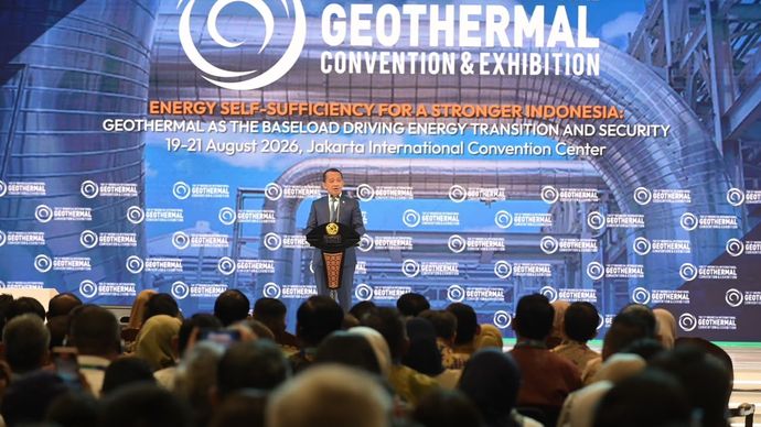 Menteri ESDM, Bahlil Lahadalia dalam sambutannya pada acara Indonesia International Geothermal Convention &amp; Exhibition di Jakarta Rabu, 21 Agustus 2026 menyampaikan bahwa Pemerintah berkomitmen mendorong terobosan energi bersih, salah satunya panas b