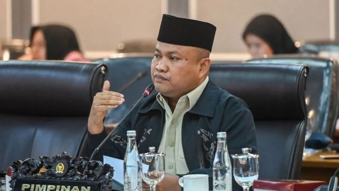 Wakil Ketua Komisi XIII DPR Sugiat Santoso memimpin rapat kerja dengan Kepala Staf Kepresidenan di Kompleks Parlemen, Senayan, Jakarta, Rabu, 3 Juni 2026.