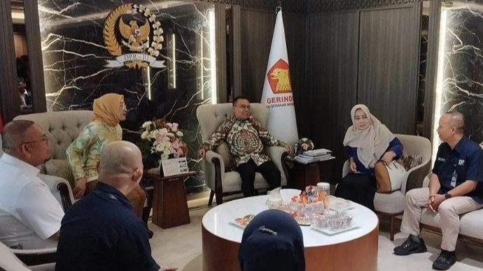 Pertemuan DPR RI dengan pekerja PT Pos Indonesia. 