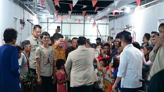 Prabowo Kunjungi Hunian Relokasi Senen