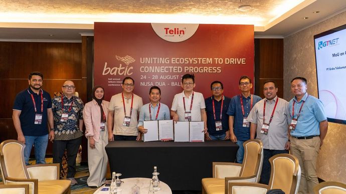 Telin dan PT Graha Telekomunikasi Indonesia (GTI) menandatangani MoU BSCS Fiber Pair Project dalam rangkaian BATIC 2026 di Nusa Dua, Bali. Kemitraan ini menjadi bagian dari upaya Telin memperluas kolaborasi strategis dan mengoptimalkan infrastruktur konektivitas internasional untuk menjawab kebutuhan konektivitas digital yang semakin tinggi.