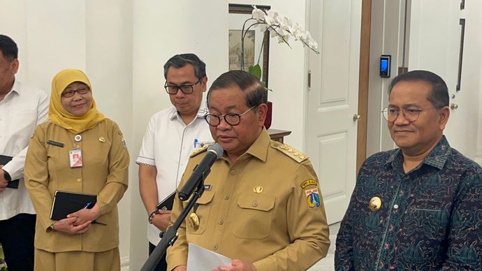 Pramono Anung dan Wali Kota Jambi