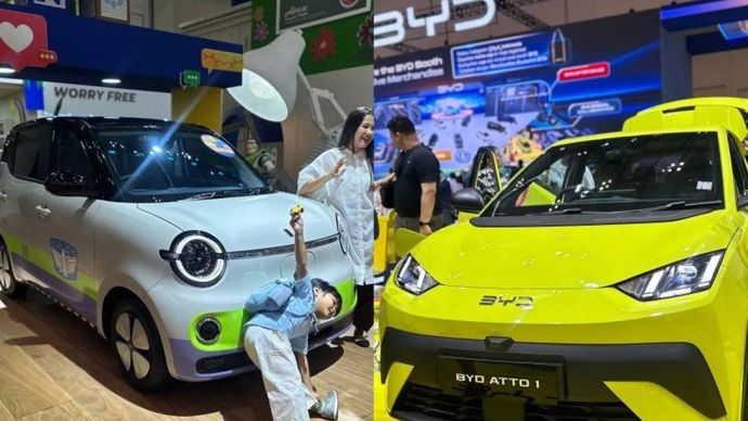 Kolase foto - Wuling Aira EV (kiri) dan BYD Atto 2 (kanan) yang dipamerkan di Gakindo Indonesia International Auto Show (GIIAS) 2026, di ICE BSD, Tangerang, Banten