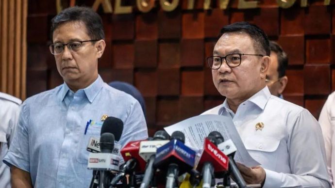 Kepala Kantor Staf Kepresidenan (KSP) Jenderal TNI (Purn) Dudung Abdurachman menyampaikan keterangan pers di Kantor Staf Presiden, kompleks Istana Kepresidenan, Jakarta