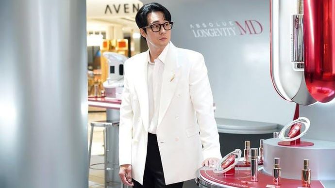 Aktor asal Korea Selatan So Ji Sub