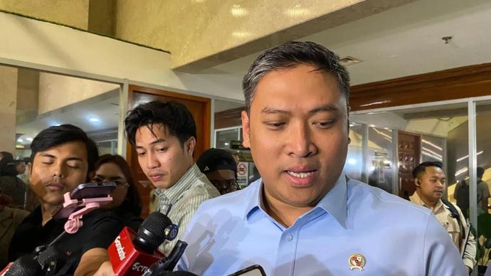 Kepala BGN Sudaryono ditemui usai Rapat Dengar Pendapat bersama Komisi IX DPR RI di Jakarta