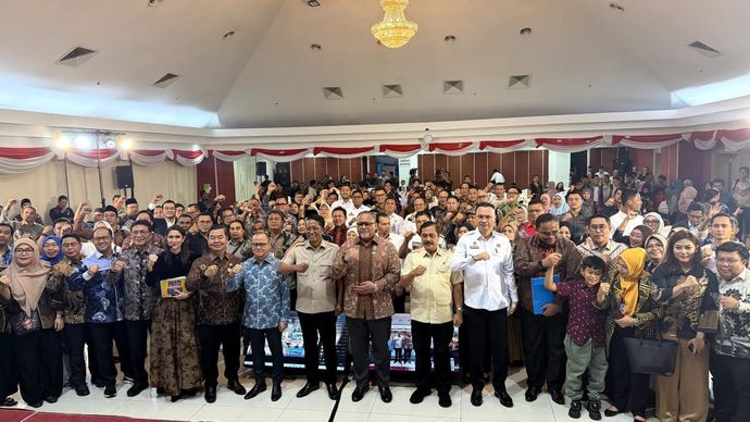 Menteri P2MI Mukhtarudin: Negara Hadir Beri Kepastian Hukum bagi Pekerja Migran di Malaysia