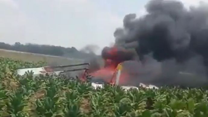 Pesawat Jatuh di Ladang Tembakau Blora