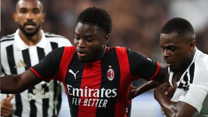 Juventus memaksa AC Milan bermain imbang 1-1 pada pekan ketiga liga Italia (Serie A) 2026/27 yang berlangsung di Allianz Stadium pada Senin.