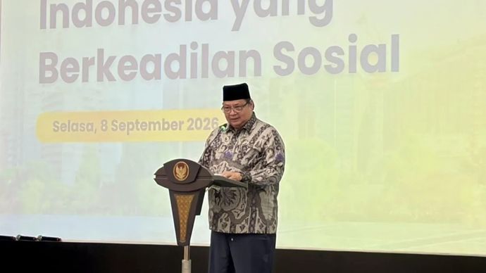 Menteri Koordinator Bidang Perekonomian Airlangga Hartarto memberikan sambutan dalam pembukaan Simposium Ikatan Ahli Ekonomi Islam Indonesia (IAEI) di Jakarta, Selasa, 8 September 2026.