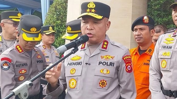 Kapolda Banten Irjen Pol. Hengki. 