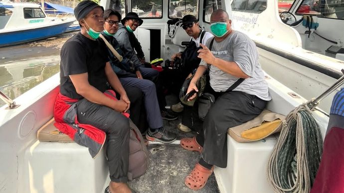 Para jurnalis yang hilang saat hendak liputan erupsi Gunung Anak Krakatau. 