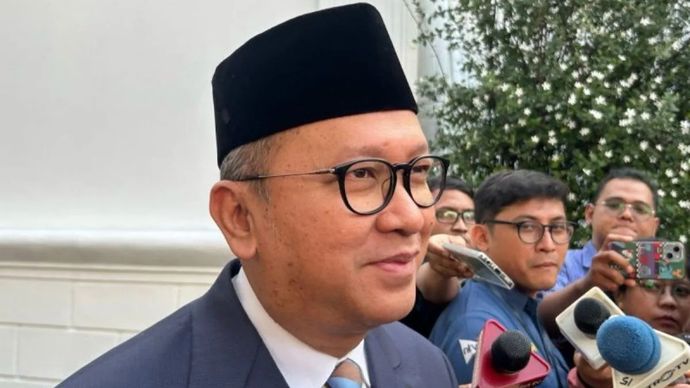 CEO Danantara Indonesia sekaligus Menteri Investasi dan Hilirisasi Rosan Roeslani memberikan keterangan media di Kompleks Istana Kepresidenan, Jakarta, Senin, 14 September 2026.