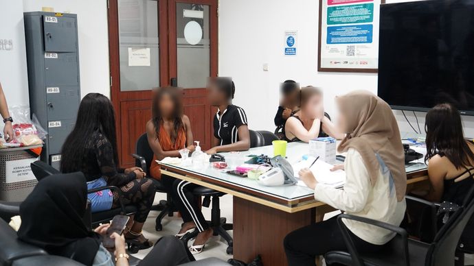 Imigrasi Amankan 13 WNA Dugaan Prostitusi di Umalas, Seminyak, dan Canggu