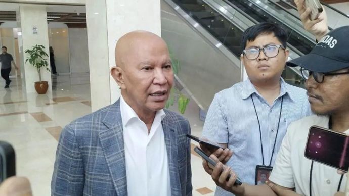 Ketua DPP PDI Perjuangan Said Abdullah memberikan keterangan kepada wartawan di kompleks parlemen, Jakarta, Senin, 21 September 2026