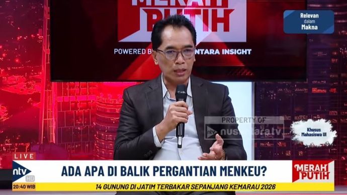 Pengamat Ekonomi Ibrahim Assuaibi dalam program MERAH PUTIH di Nusantara TV