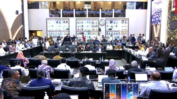 Rapat Baleg DPR RI dengan pemerintah. 