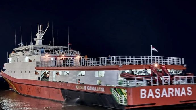 KN SAR Kamajaya berangkat membawa 89 personel untuk melaksanakan operasi SAR hari kedelapan pada Minggu, 20 September 2026 setelah rapat evaluasi operasi hari ketujuh kecelakaan KM Virgo Transport 8, di Pelabuhan Trisakti, Banjarmasin, Kalimantan Selatan, Sabtu, 19 September 2026 malam.