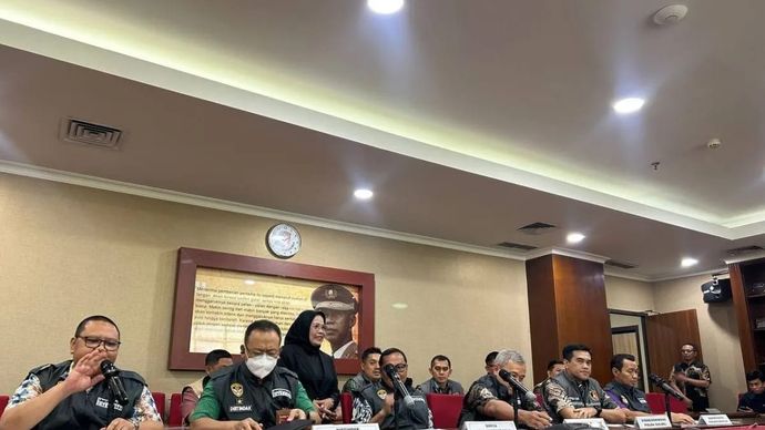 Kortastipidkor menggelar konferensi pers penetapan Bupati Gowa berinisial HT sebagai tersangka di Bareskrim Polri, Jakarta