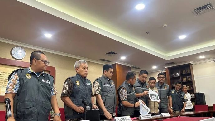 Korstastipidkor Bareskrim Polri menggelar konferensi pers penetapan tersangka kasus korupsi dan TPPU PBG di Kabupaten Gowa, Sulawesi Selatan, Jumat, 25 September 2026.