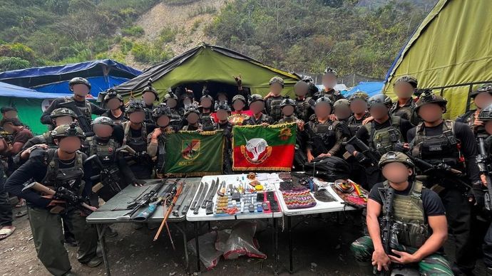 Timsus Yonif 315 Garuda dan Tim Taipur Koops TNI Habema. 