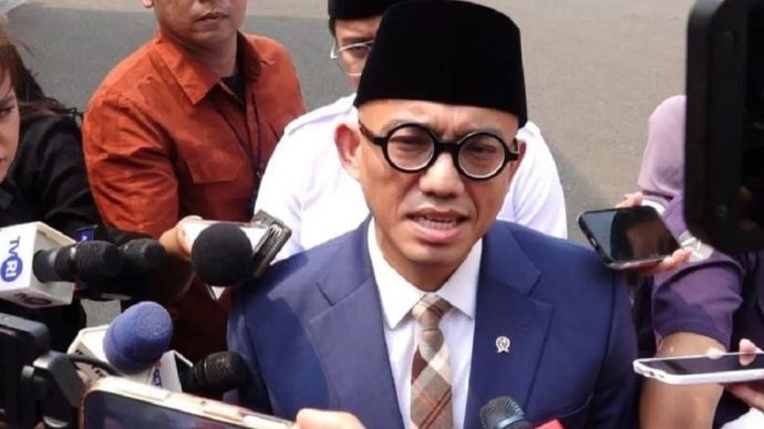 Wakil Menteri Haji dan Umrah Dahnil Anzar Simanjuntak memberikan keterangan pada wartawan di kompleks Istana Kepresidenan, Jakarta, Senin, 28 September 2026.