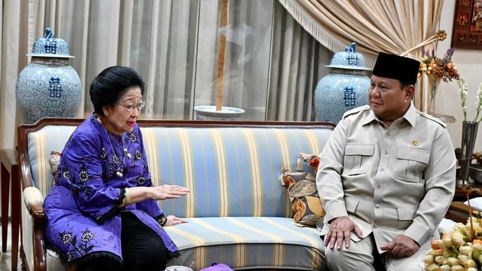Pertemuan Presiden Prabowo Subianto dengan Presiden ke-5 RI Megawati Soekarnoputri. 