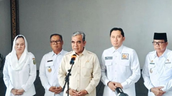 Ketua MPR RI Ahmad Muzani memberikan keterangan kepada wartawan di Kabupaten Natuna, Kepulauan Riau, Rabu, 30 September 2026.