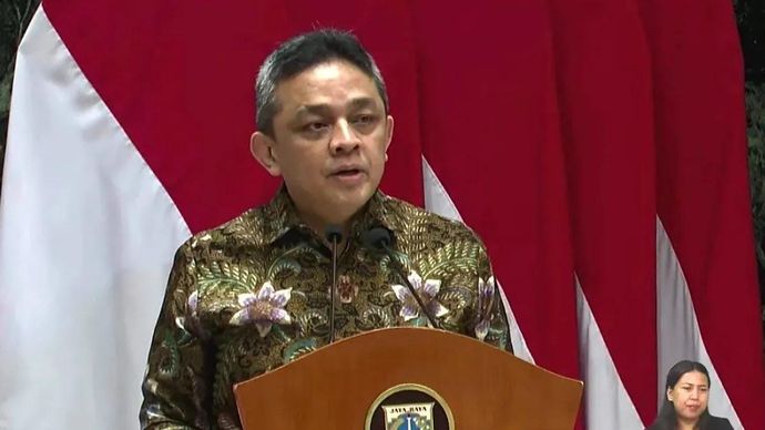 Luky Alfirman dilantik sebagai Wakil Menteri Keuangan di Istana Negara, Jakarta