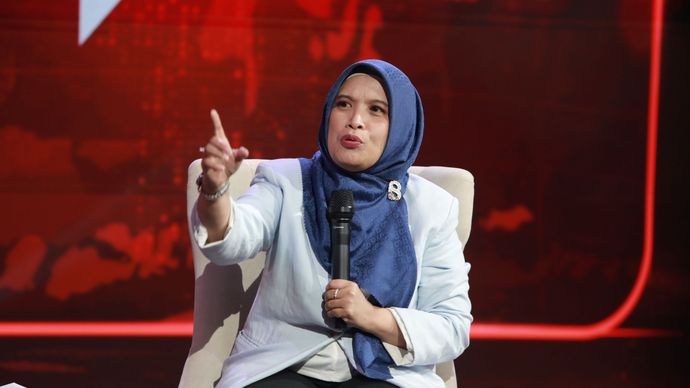 Anggota Ombudsman RI, Syafrida Rachmawati Rasahan dalam mega talkshow Suara Nusantara di Nusantara TV