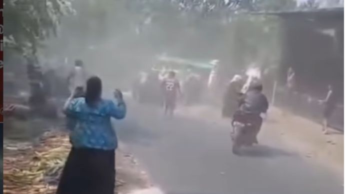 Kereta odong-odong dilaporkan mengalami kecelakaan di wilayah Desa Jeladri, Kecamatan Winongan, Kabupaten Pasuruan.