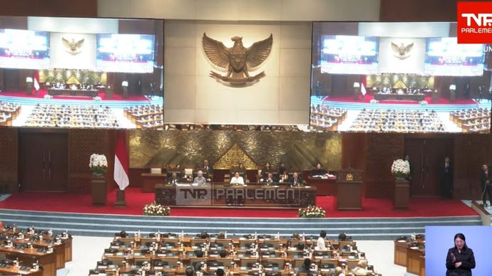 Rapat paripurna DPR RI pengesahan RUU Pelindungan Ketenagakerjaan. 