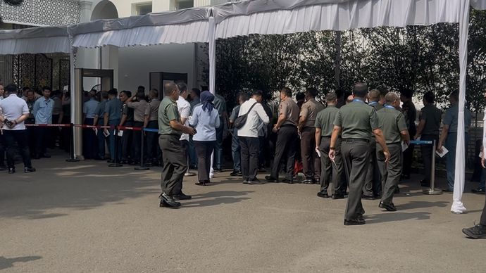Prabowo Kumpulkan 800 Pejabat Tinggi TNI-Polri di Istana