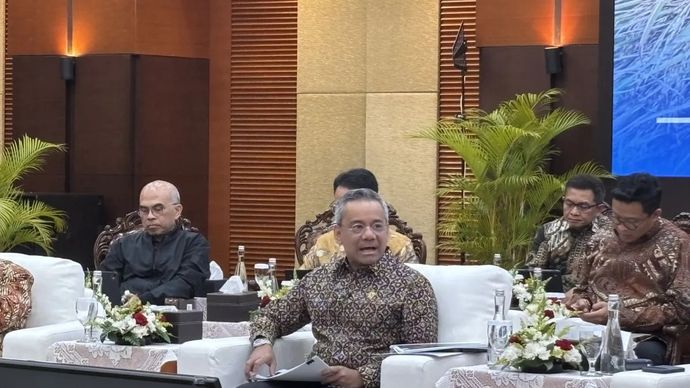 Menteri Keuangan Suahasil Nazara memaparkan laporan APBN per 30 September 2026 di kantor Kementerian Keuangan, Jakarta, Jumat, 9 Oktober 2026.