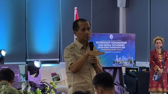 Menteri Transmigrasi (Mentrans) Muhammad Iftitah Sulaiman Suryanagara menyampaikan konsep Transmigrasi Baru yang berfokus pada pembangunan wilayah berbasis investasi, industrialisasi, dan hilirisasi.