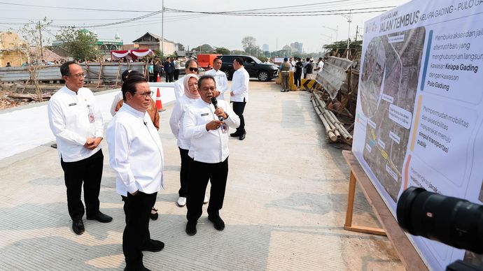 Pramono Tinjau Pembangunan Jalan Tembus Kelapa Gading-Pulo Gadung
