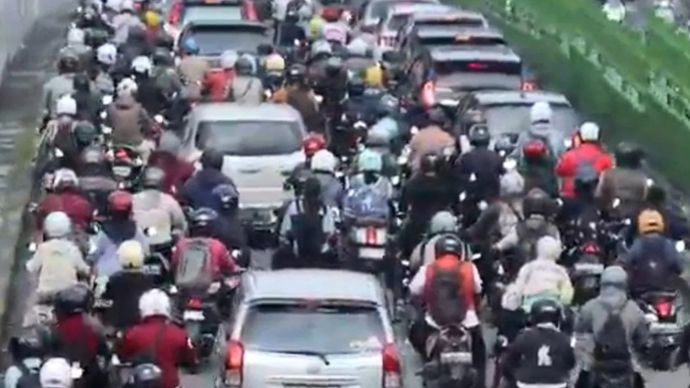 Ilustrasi - Kemacetan terjadi usai libur Lebaran 2026 di Jalan Basuki Rachmat, Jatinegara, Jakarta Timur, Senin, 30 Maret 2026.